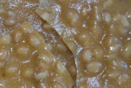 Piñon Brittle Artist Tin - Image 3