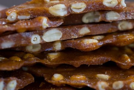 Chile Piñon Brittle Artist Tin - Image 2